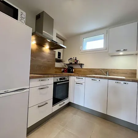 3 Pieces 4 Couchages Les Bains Lbo000-448 Villa