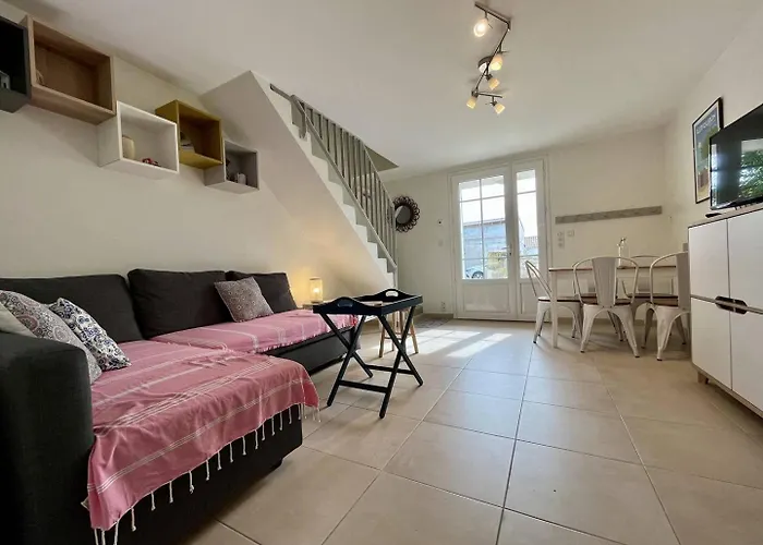 3 Pieces 4 Couchages Les Bains Lbo000-448 La Brée-les-Bains